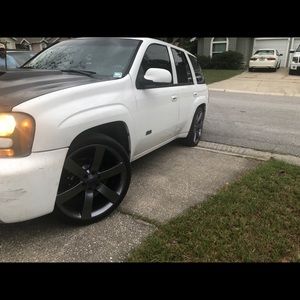 Meet your Posher, Dee